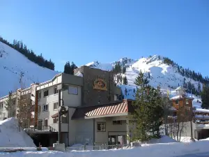 Red Wolf Lodge at Olympic Valley