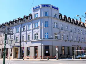 Hotel Grand