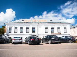 Боярский Двор