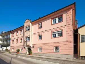 Hotel Schlair