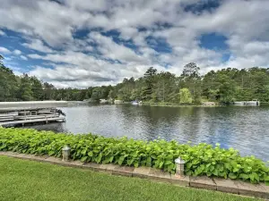 Spacious Danbury Home w/ Direct Lake Access!