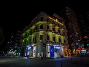Savoy Hotel Elminya