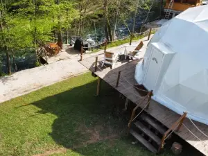 Nomad Glamping