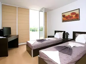 Family Hotel Silistra