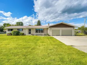 Idaho Vacation Rental Day Trip to Yellowstone!
