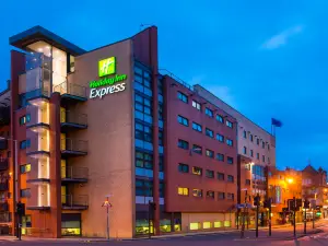 Holiday Inn Express 格拉斯哥 - CTR河濱城