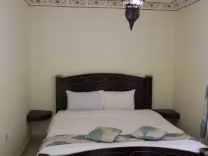 Golden Palm Oasis Desert Camp