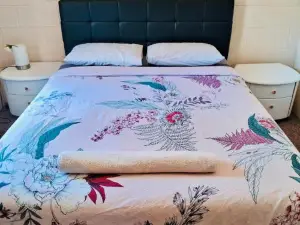 Kalgoorlie, Unit 2, Golden Patch Retreat