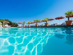 Les Trésoms Lake and Spa Resort