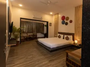 Vraksh Resort