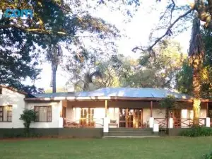 Softwaters Guesthouse Cottages