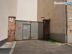 Belvarosi Exkluzív Minigarzon