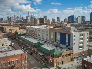 SpringHill Suites Chicago Chinatown