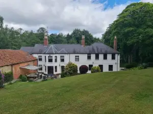 Rainworth Lodge