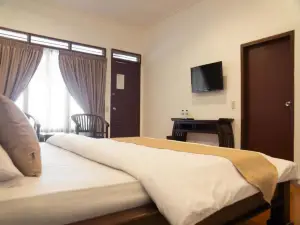 Toledo Inn