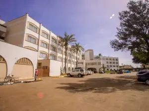 Sirikwa Hotel