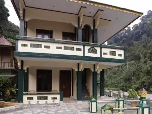 Indra Valley Inn Bukit Lawang