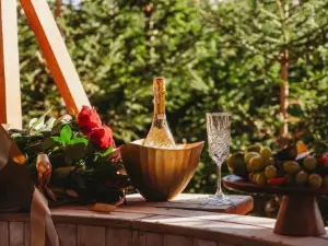 Apartament z wanną wolnostojącą