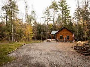 Mountain River Log Cabin on Otter Creek Scenic Natural Soaking Pool