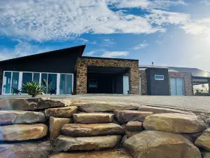 Adelaide Hills Getaway  - Off grid country experience