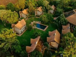 Weru Weru River Lodge