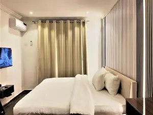 De Vegas Hotel