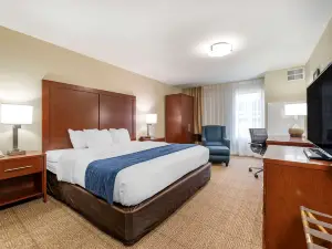 Comfort Inn & Suites Northern Kentucky