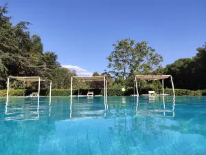 瓦勒沃德農家樂