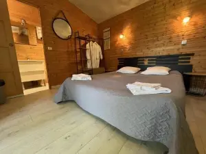 Les Cabanes du Lac - SPA - Petit Déjeuné - Cabane du frêne & Cabane du chêne Premium