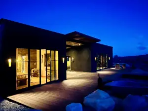 Stunning Design Rental Incredible for a Luxury Escape in Lone Pine, California