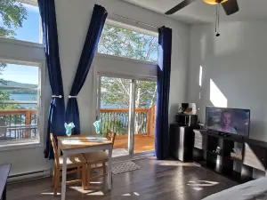 Knotty Pine Cottages, Suites & Motel Rooms