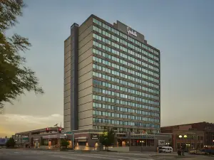 แกรดูเอต บาย ฮิลตัน ลินคอล์น