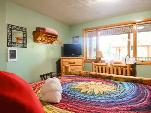 팀버 울프 리조트 및 지프 렌탈