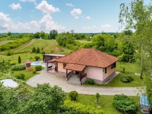 Nice Home in Banska Selnica with 3 Bedrooms, Sauna and Outdoor Swimming Pool