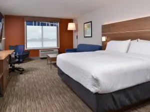 Holiday Inn Express & Suites Marshalltown