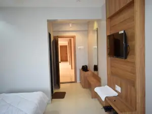 Hotel Ambassador Sangola