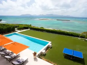 Villa Champagne Shores