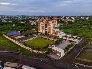 Hotel Chandradeep Regency