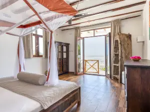 Cinnamon Hotel