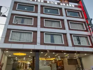 Hotel the Rich Grand Agra