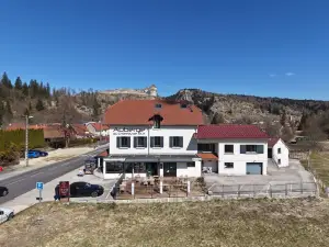 Auberge du château de Joux