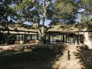 Batoka Zambezi Sands
