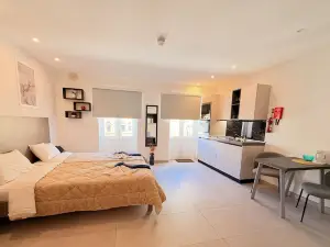 The Central Guesthouse