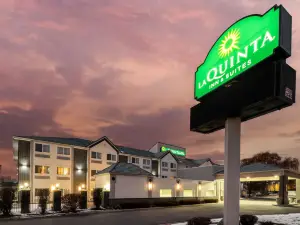 La Quinta Inn & Suites by Wyndham Logan