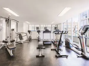 Brady Apartment Hotel Flinders Street