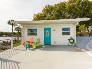 The Keys Bungalow on the Cotee River