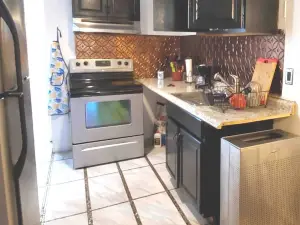 Lovely 4 Bedroom Next to Philadelphia