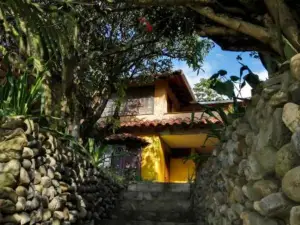 Madre Tierra Resort & Spa