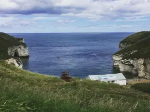 Pet Friendly Sea View Static at Thornwick Bay