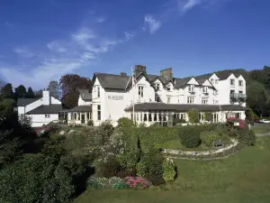 Lakes Hotel & Spa